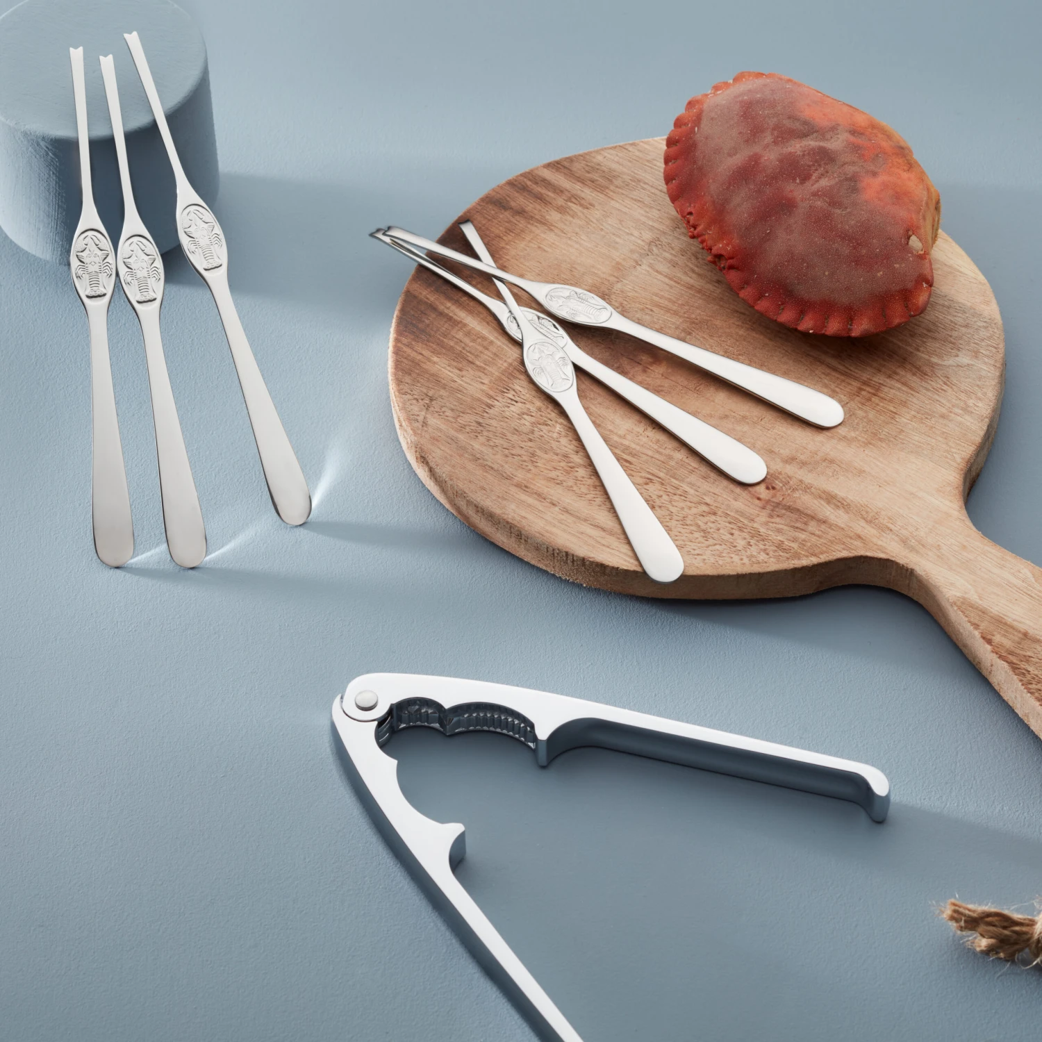 Hardanger Notenkraker 4 Hardanger Notenkraker - Afbeelding 2