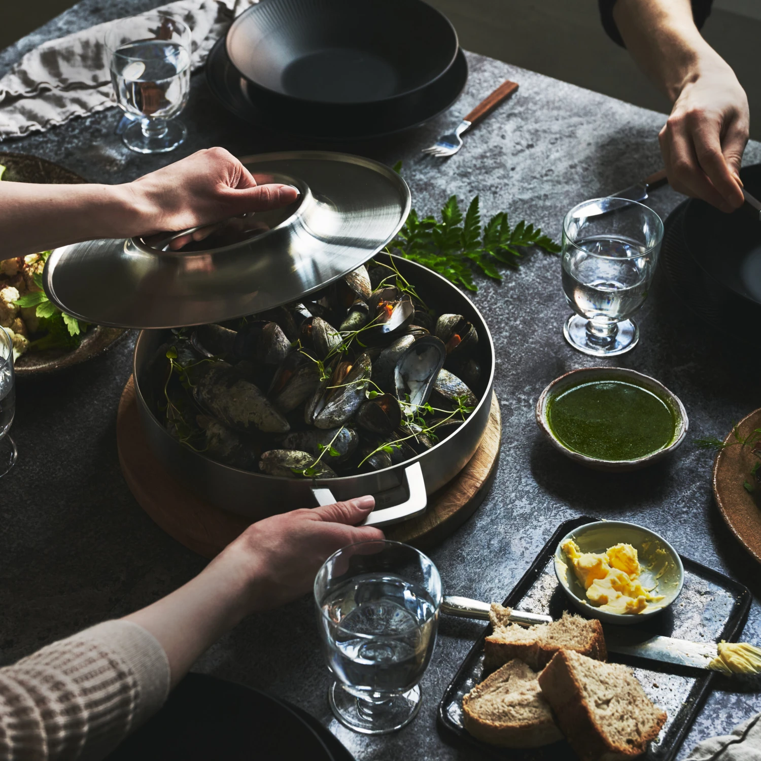 Fiskars Norden Oven Pan Roestvrij Staal 6 Fiskars Norden Oven Pan Roestvrij Staal - Afbeelding 4