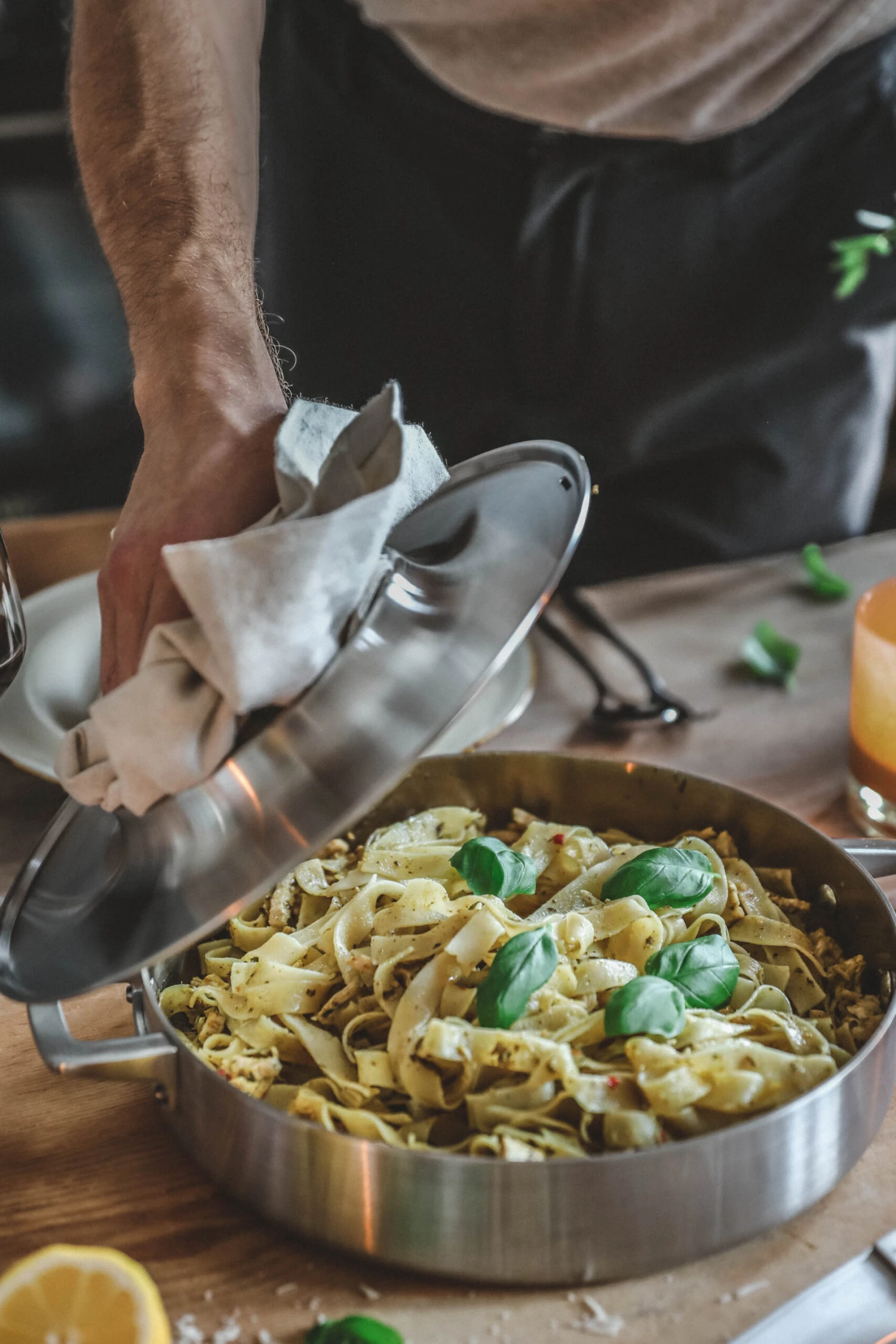 Fiskars Norden Oven Pan Roestvrij Staal 9 Fiskars Norden Oven Pan Roestvrij Staal - Afbeelding 7