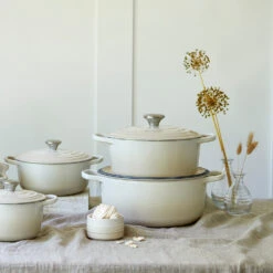 Le Creuset Ronde Braadpan 4,2 L 7 Le Creuset Ronde Braadpan 4,2 L -Keukenbenodigdheden Winkel 37106 15 03 f543138371