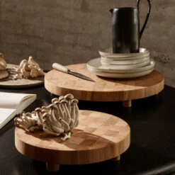 Ferm LIVING Chess Snijplank Rond 8 Ferm LIVING Chess Snijplank Rond -Keukenbenodigdheden Winkel 46449 01 03 90d4902faa