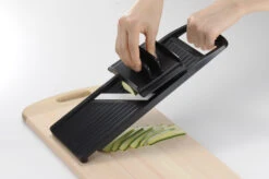 Kyocera Mandoline Groot 8 Kyocera Mandoline Groot -Keukenbenodigdheden Winkel 508593 01 3 EnvironmentImage c6e41655eb