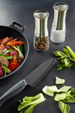 Kyocera Keramische Kruidenmolen Met Glazen Potje -Keukenbenodigdheden Winkel 508599 01 3 EnvironmentImage c75054afbe