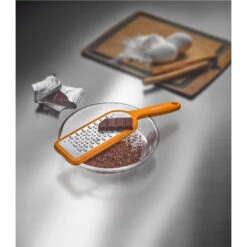 Victorinox Swiss Classic Medium Rasp -Keukenbenodigdheden Winkel 508932 01 3 EnvironmentImage 734b1f4c32