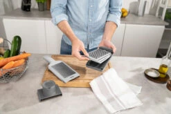 Zwilling Z-cut Rasp Multi 20 Zwilling Z-cut Rasp Multi -Keukenbenodigdheden Winkel 509053 01 20 EnvironmentImage 07151e40a6