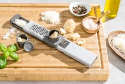 Zwilling Z-cut Rasp Fijn 17 Zwilling Z-cut Rasp Fijn -Keukenbenodigdheden Winkel 509070 01 40 EnvironmentImage 868548bf9c
