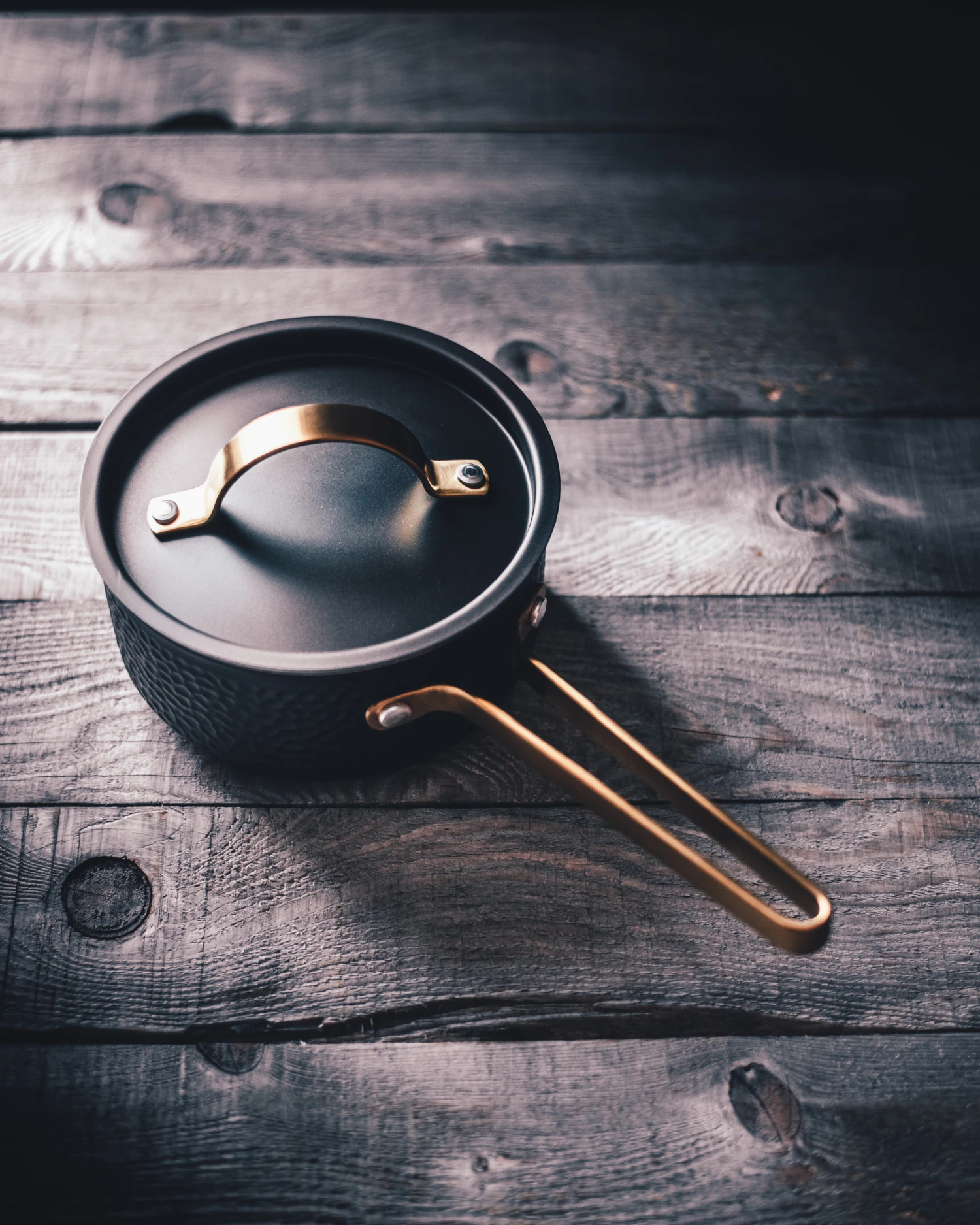 Arvet Gehamerde Zwarte Steelpan Met Deksel 7 Arvet Gehamerde Zwarte Steelpan Met Deksel - Afbeelding 5