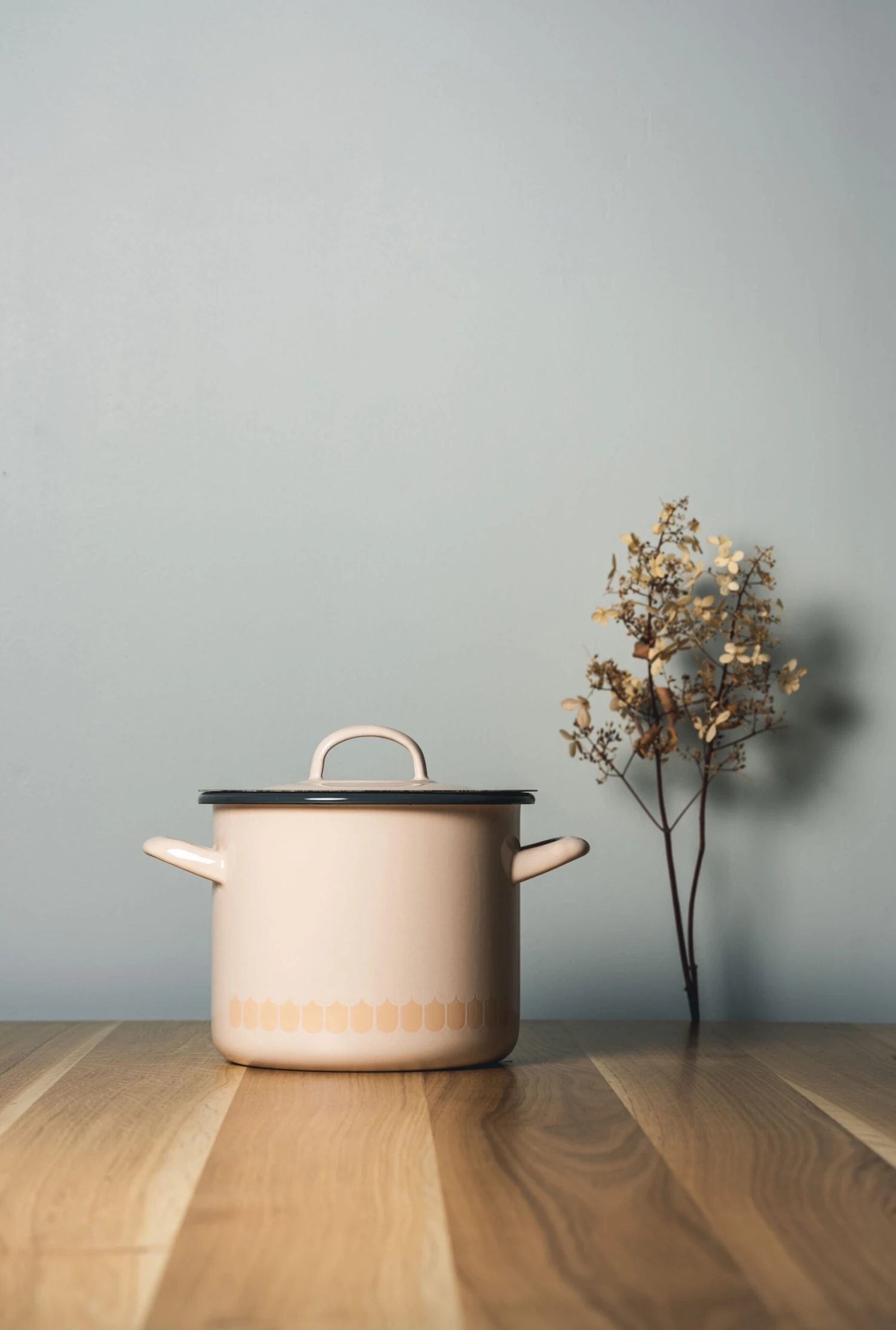 Muurla Vappu Emaille Braadpan 2,5 L 4 Muurla Vappu Emaille Braadpan 2,5 L - Afbeelding 2