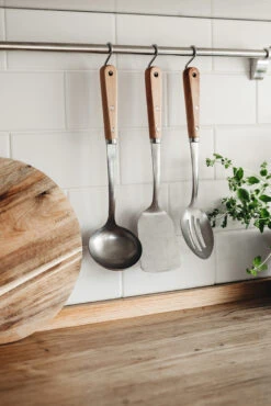 Heirol Roestvrije Opscheplepel Met Openingen 34 Cm 8 Heirol Roestvrije Opscheplepel Met Openingen 34 Cm -Keukenbenodigdheden Winkel 515883 01 4 EnvironmentImage 7ec55ac7fd