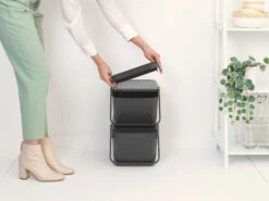 Brabantia Sort & Go Stapelbare Afvalemmer 20 L 11 Brabantia Sort & Go Stapelbare Afvalemmer 20 L -Keukenbenodigdheden Winkel 568819 01 31 EnvironmentImage 71ee4cbddb