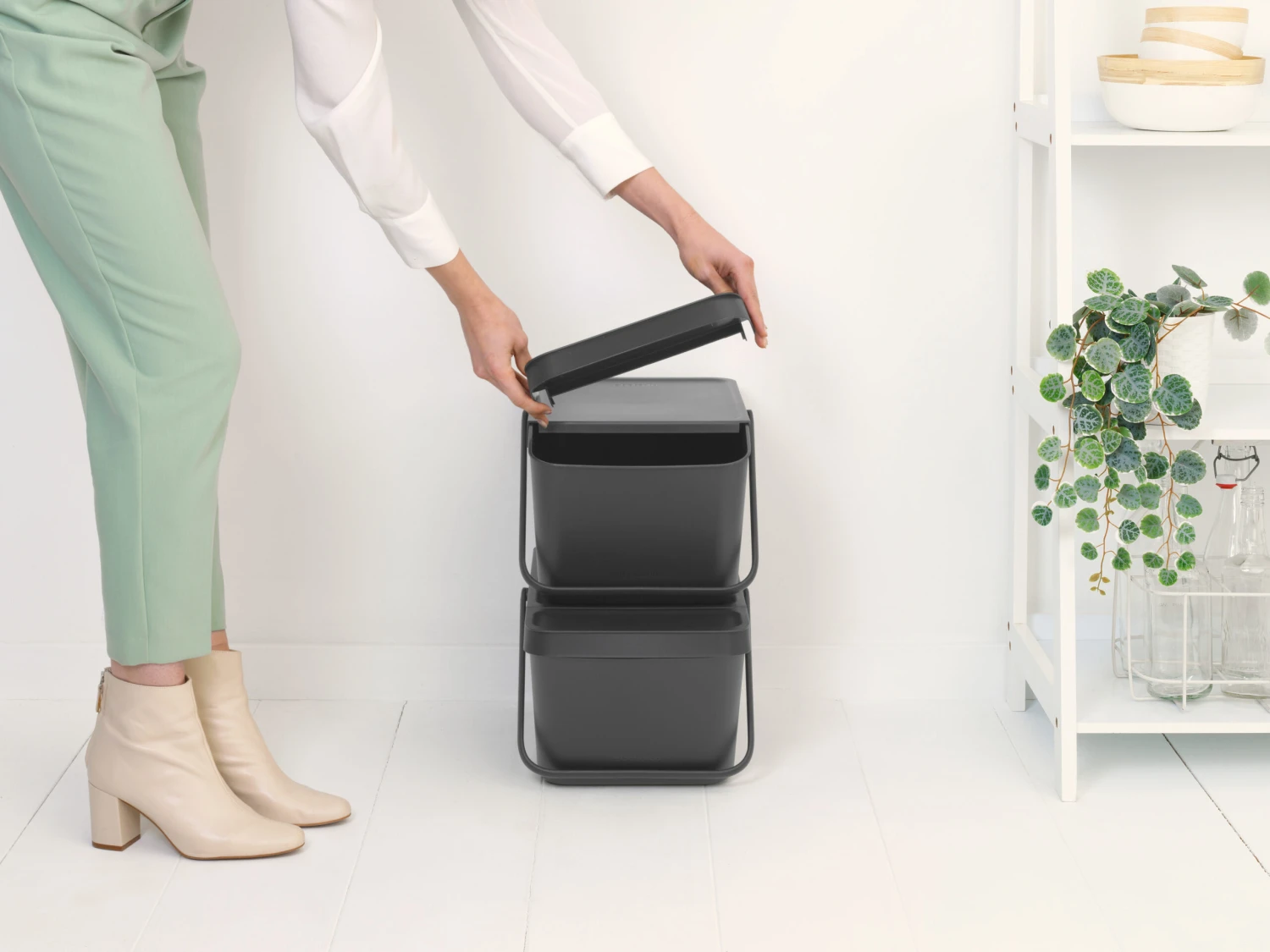 Brabantia Sort & Go Stapelbare Afvalemmer 20 L 7 Brabantia Sort & Go Stapelbare Afvalemmer 20 L - Afbeelding 5