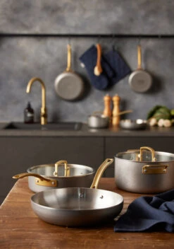 Pillivuyt Durance Steelpan Met Deksel 2 L -Keukenbenodigdheden Winkel 572166 01 10 EnvironmentImage 38ab3c8d3a