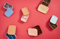 OYOY Yummi Lunchtrommel Large 8 OYOY Yummi Lunchtrommel Large -Keukenbenodigdheden Winkel 578206 01 40 EnvironmentImage b3f52c3547